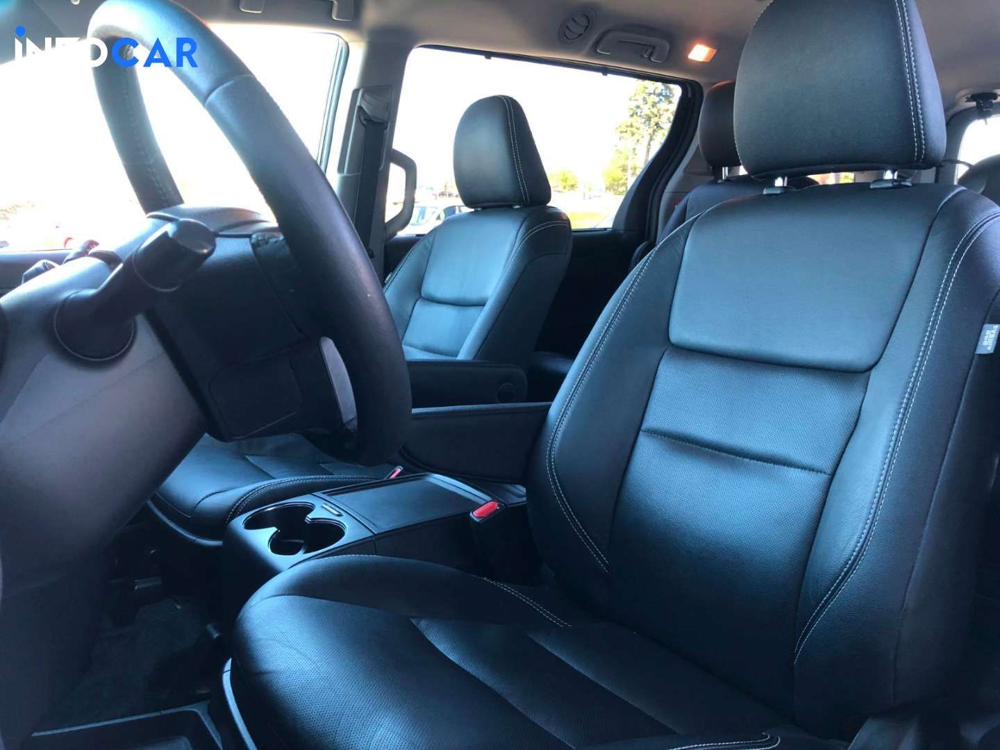 2017 Toyota Sienna minivan - INFOCAR - Toronto Auto Trading Platform